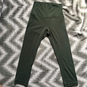 Lululemon ALIGN Forest green align size 4 21*